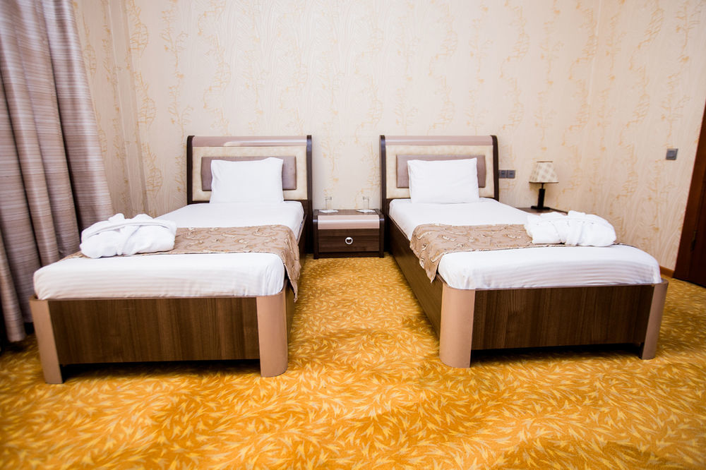Astola Hotel Baku Extérieur photo