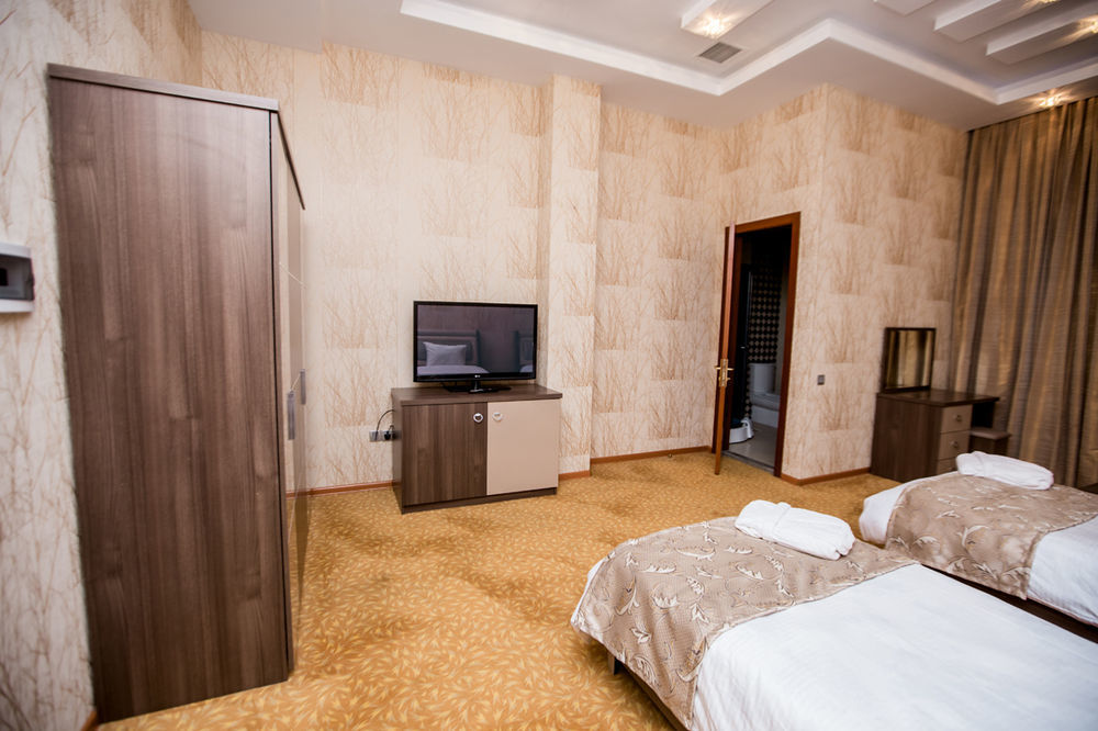 Astola Hotel Baku Extérieur photo
