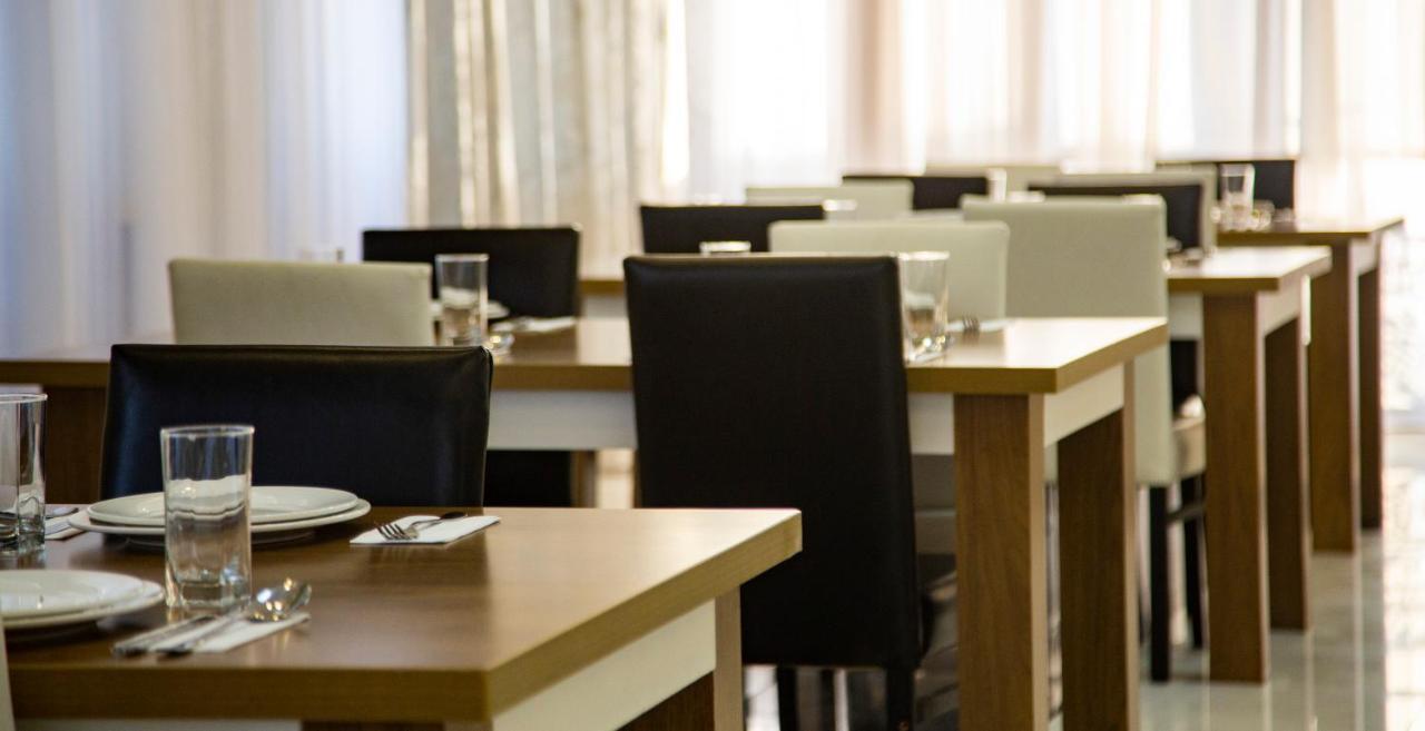 Astola Hotel Baku Extérieur photo