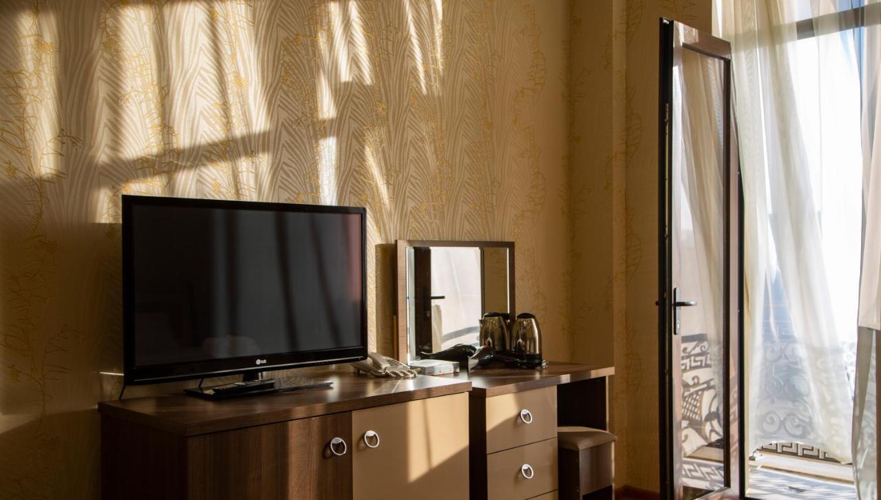Astola Hotel Baku Extérieur photo
